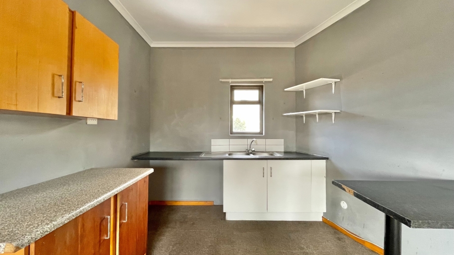 4 Bedroom Property for Sale in Dobson Western Cape